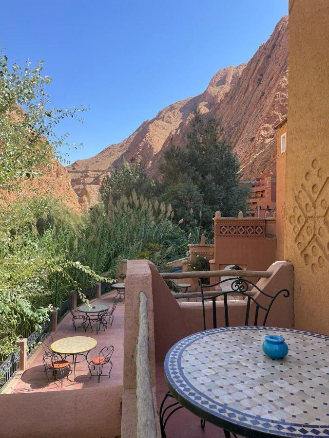 Auberge Tissadrine Akhendachou n'Ait Ouffi Bagian luar foto